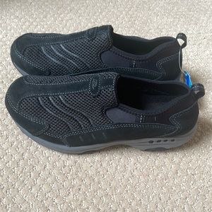 Easyspirit walking light activity Shoes size 7 womey